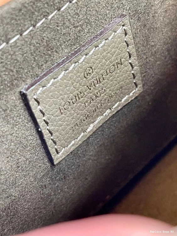 Affordable VUITTON LOCKME TENDER LOUIS 0801